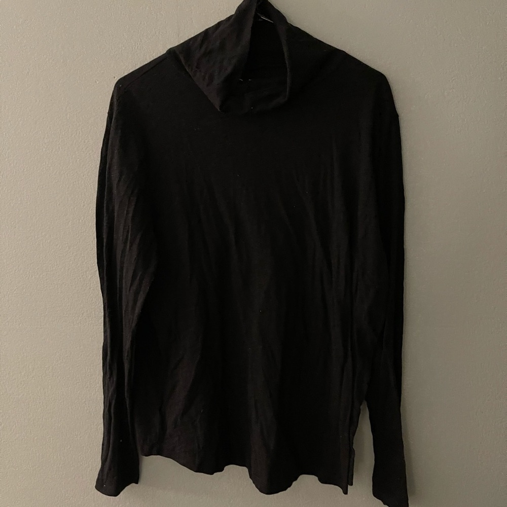 Loft Turtle Neck Black
